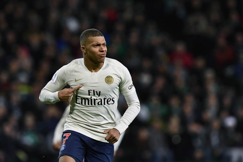 2025海外债市风云激荡：“宽松狂欢”到“分化定价”的全球变局